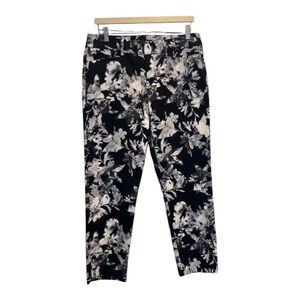 Lord & Taylor Kelly Ankle Black and White Floral Cropped Pants Size 8